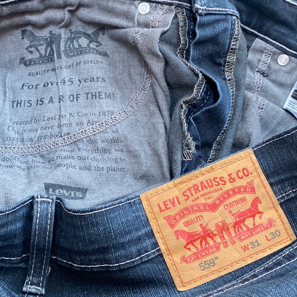 Levi Strauss & CO. Mens W31 and L30 Jeans - Picture 4 of 8